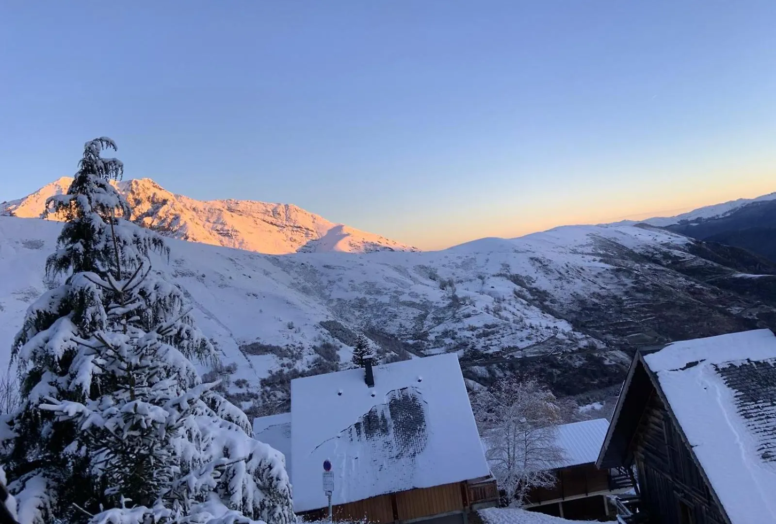 Apartment Apt Dans Chalet St Lary 100Mdespistes Classe 4 Etoiles Saint-Lary-Soulan